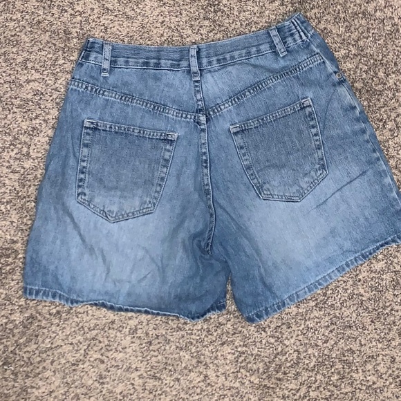 Faded Glory Jean Shorts - Picture 2 of 6